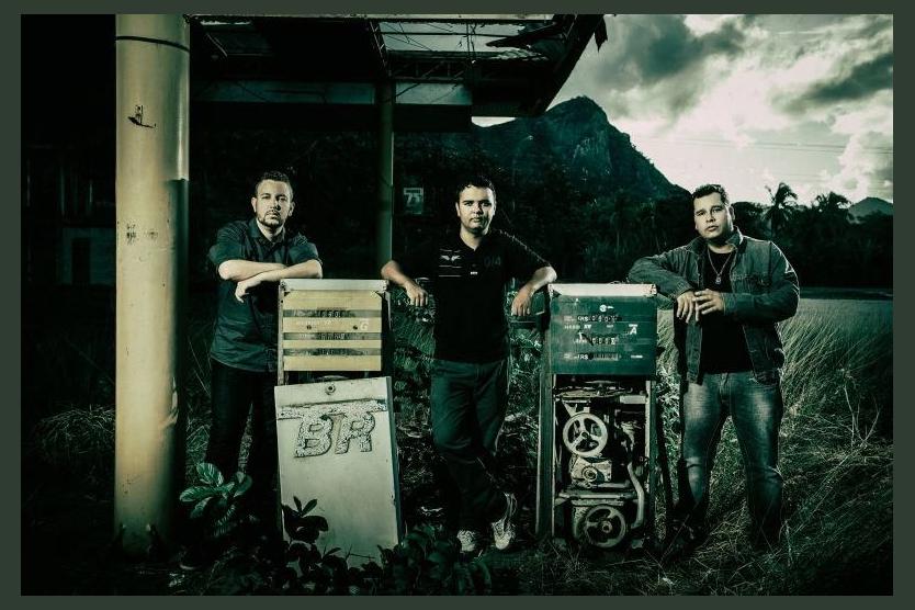 Banda Advertência